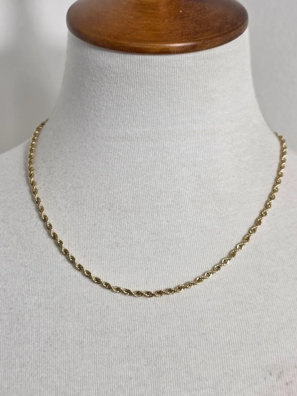 American Showcase Gold Tone Rope Chain Necklace Twisted Link Design